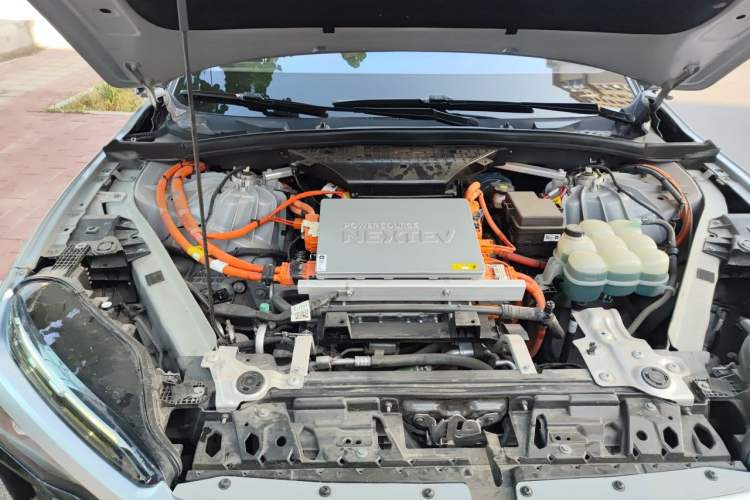 Used Nio ES8 2020 580 km Range Signature Edition Six-Seater Version Engine Bay
