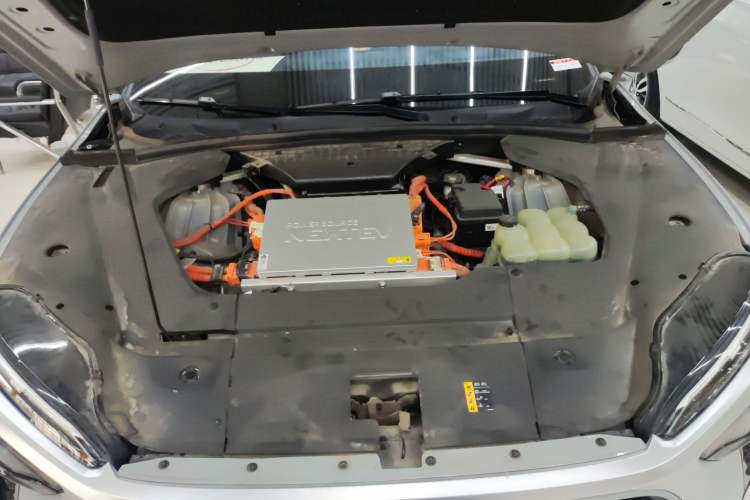Used Nio ES8 2020 415 km Range 6-Seater Version Engine Bay