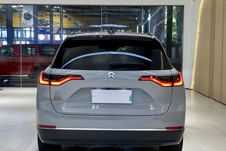 Used Nio ES8 2020 580 km Range Signature Edition Six-Seater Version Exterior 2