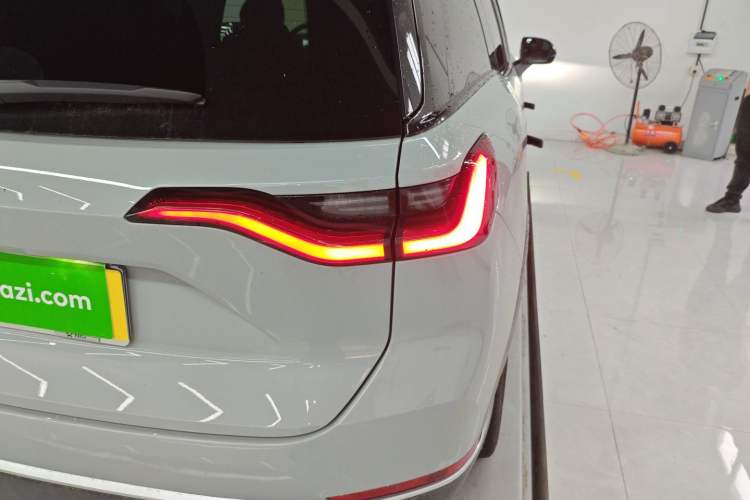 Used Nio ES8 2020 580 km Range Six-Seater Version Exterior 3