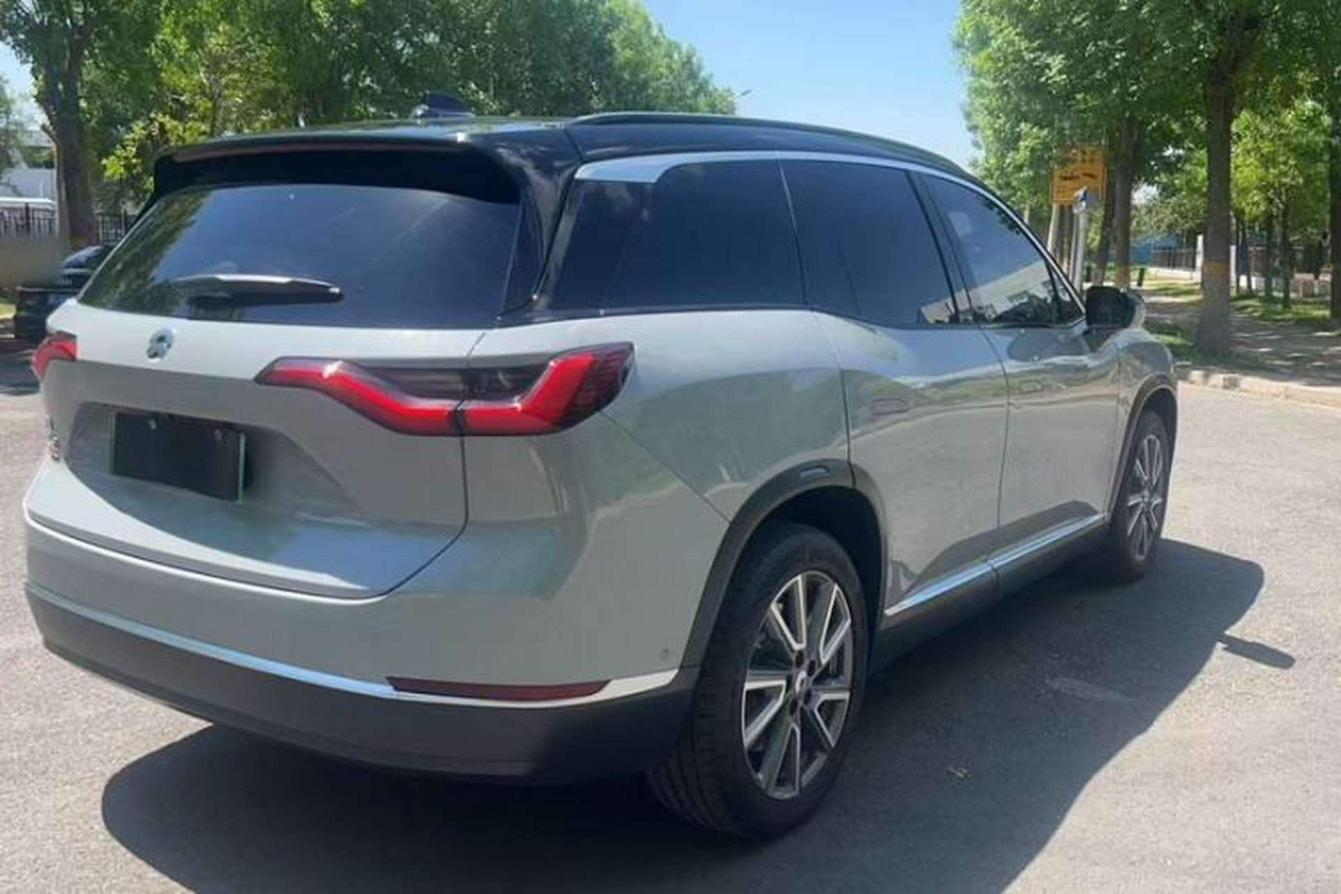 Used Nio ES8 2020 580 km Range Six-Seater Version Exterior 3