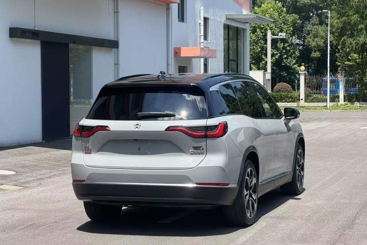 Used Nio ES8 2020 415 km Signature Edition 6-Seater Version Exterior 4