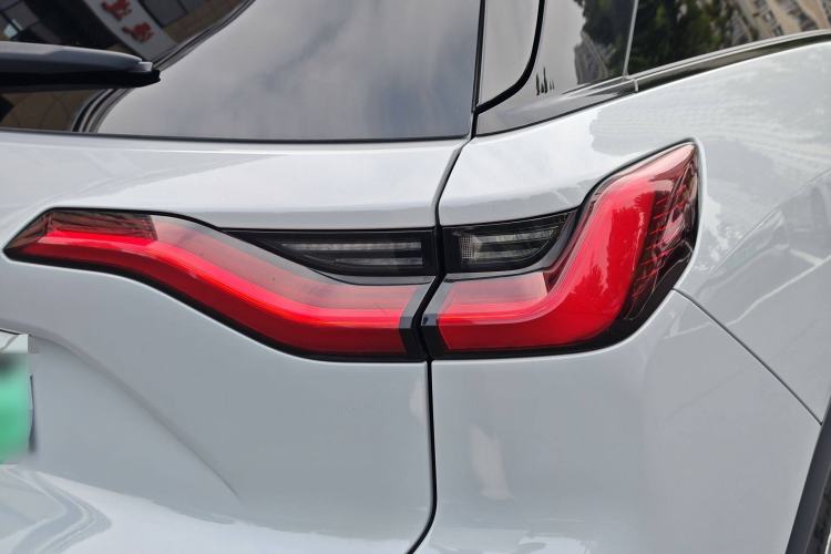 Used Nio ES8 2020 415 km Signature Edition 6-Seater Version Exterior 7