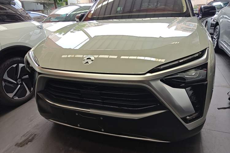 Used Nio ES8 2020 415 km Signature Edition 6-Seater Version Front