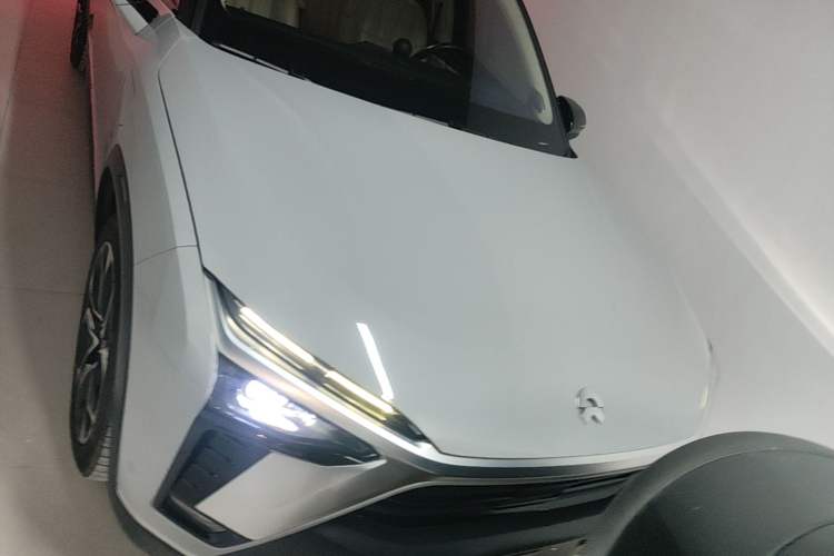 Used Nio ES8 2020 415 km Signature Edition 6-Seater Version Front