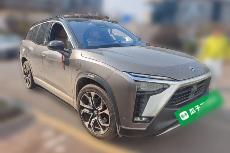 Used Nio ES8 2020 415 km Signature Edition 6-Seater Version Front Right 45 Deg