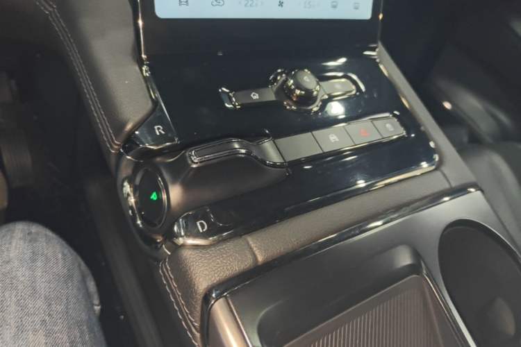 Used Nio ES8 2020 415 km Range 6-Seater Version Gear Lever