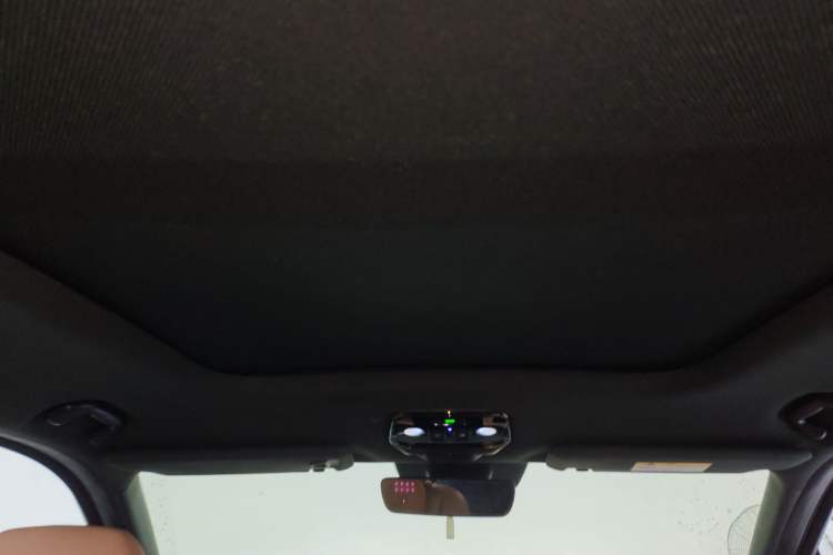 Used Nio ES8 2020 580 km Range Six-Seater Version Headliner