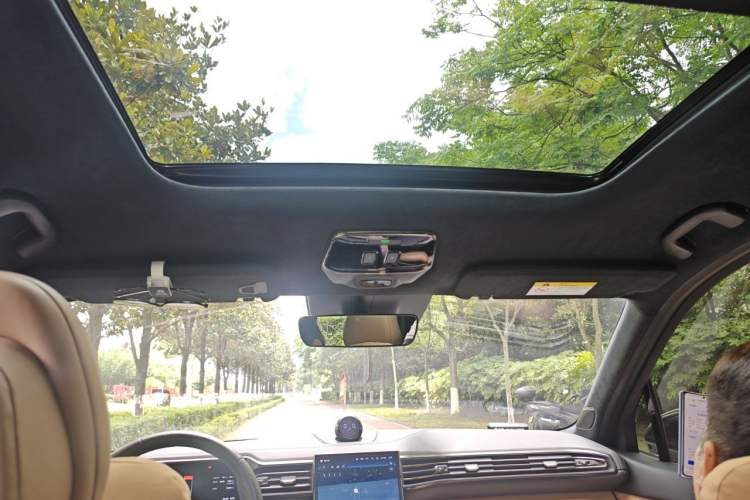 Used Nio ES8 2020 450KM Signature Edition Six-Seater Version Headliner
