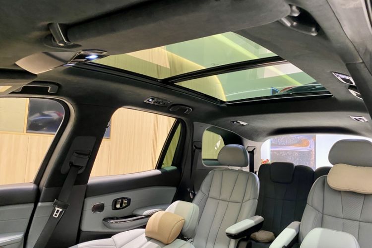 Used Nio ES8 2020 580 km Range Signature Edition Six-Seater Version Headliner