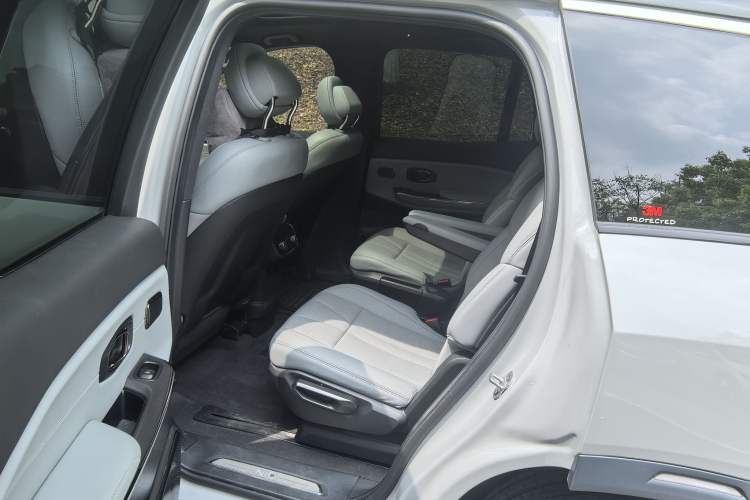 Used Nio ES8 2020 450KM Signature Edition Six-Seater Version Interior 5