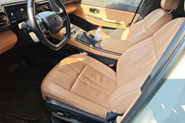 Used Nio ES8 2020 415 km Range 6-Seater Version Left Front Seat