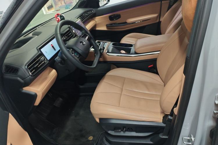 Used Nio ES8 2020 580 km Range Six-Seater Version Left Front Seat