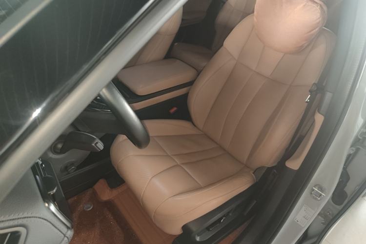 Used Nio ES8 2020 415 km Range 6-Seater Version Left Front Seat