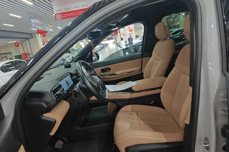 Used Nio ES8 2020 415 km Signature Edition 6-Seater Version Left Front Seat