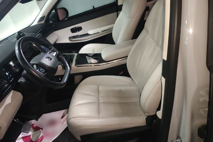 Used Nio ES8 2020 415 km Signature Edition 6-Seater Version Left Front Seat