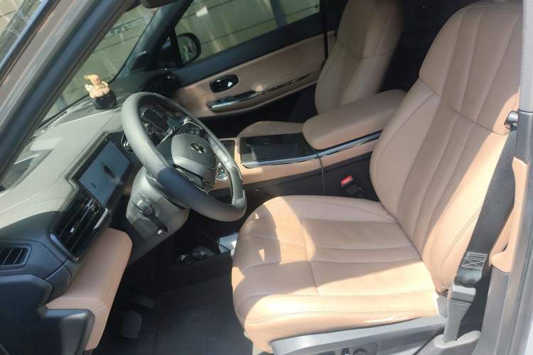 Used Nio ES8 2020 415 km Range 6-Seater Version Left Front Seat