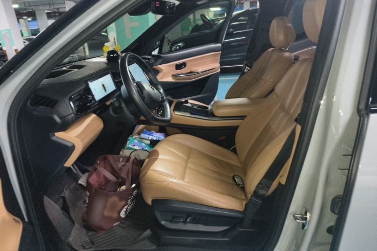 Used Nio ES8 2020 580 km Range Signature Edition Six-Seater Version Left Front Seat