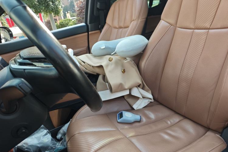 Used Nio ES8 2020 415 km Signature Edition 6-Seater Version Left Front Seat