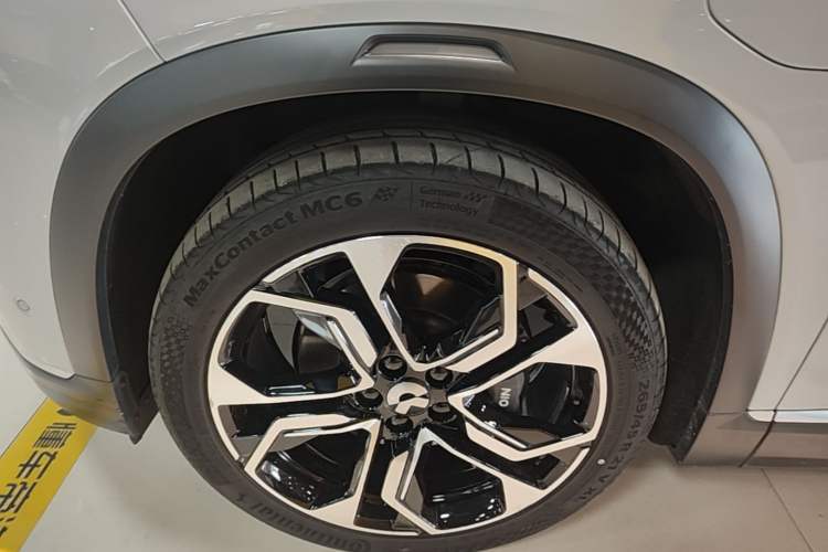 Used Nio ES8 2020 580 km Range Six-Seater Version Left Front Wheel Hub