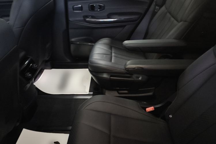 Used Nio ES8 2020 415 km Signature Edition 6-Seater Version Left Rear Seat
