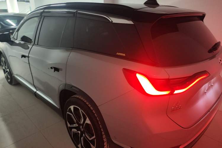 Used Nio ES8 2020 415 km Signature Edition 6-Seater Version Rear Left 45 Deg