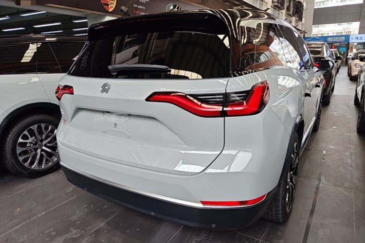 Used Nio ES8 2020 415 km Signature Edition 6-Seater Version Rear Right 45 Deg