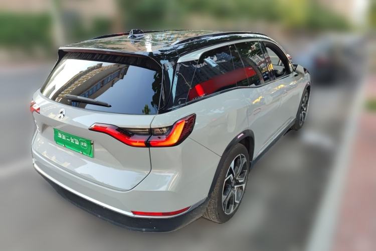 Used Nio ES8 2020 580 km Range Signature Edition Six-Seater Version Rear Right 45 Deg