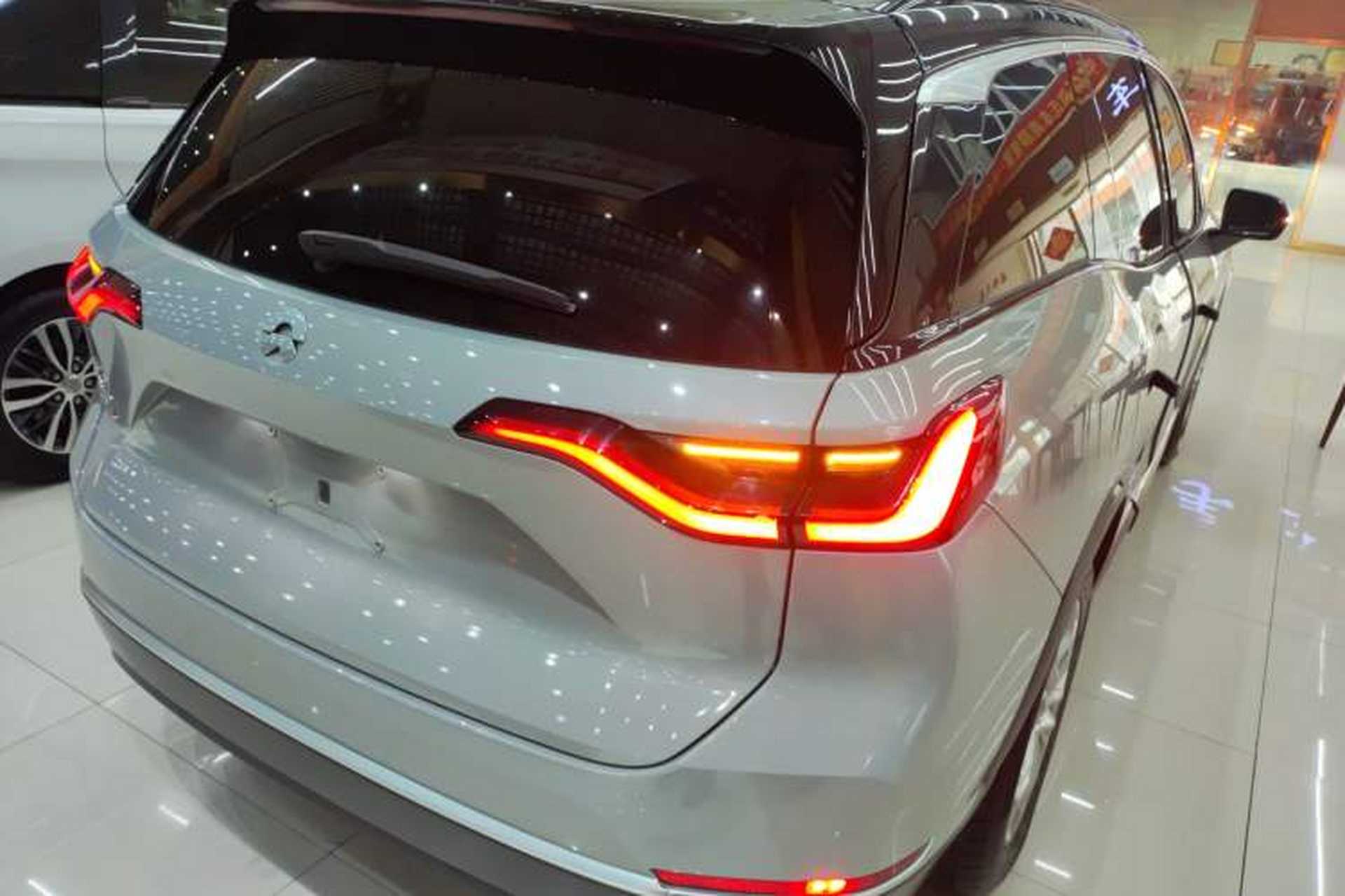 Used Nio ES8 2020 415 km Range 6-Seater Version Rear Right 45 Deg