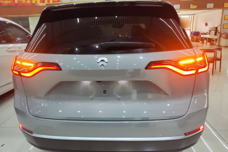 Used Nio ES8 2020 415 km Range 6-Seater Version Rear