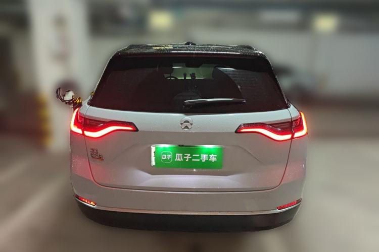 Used Nio ES8 2020 415 km Range 6-Seater Version Rear