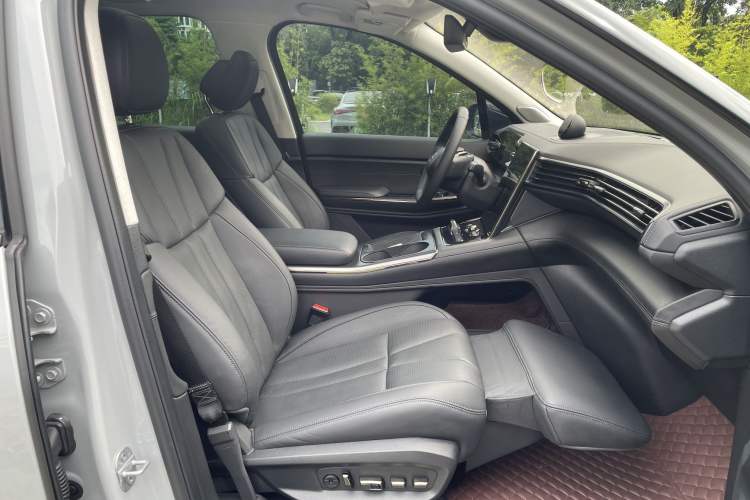 Used Nio ES8 2020 415 km Signature Edition 6-Seater Version Right Front Seat
