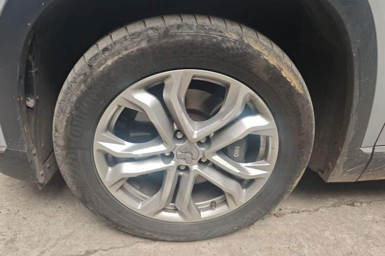 Used Nio ES8 2020 415 km Range 6-Seater Version Right Front Wheel Hub