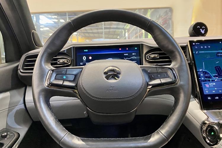 Used Nio ES8 2020 580 km Range Signature Edition Six-Seater Version Steering Wheel