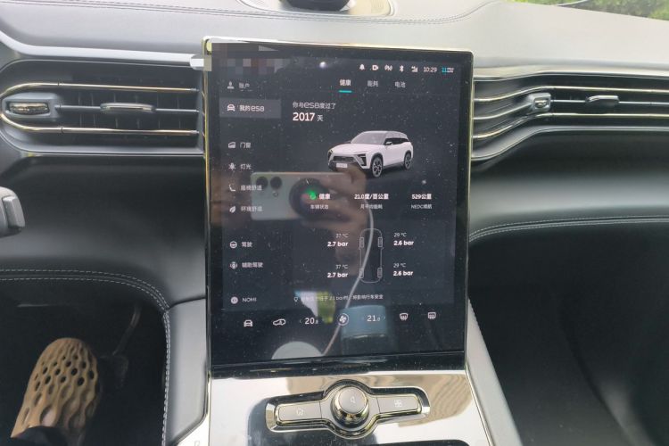 Used Nio ES8 2020 415 KM Signature Edition 7-Seater Version Audio And AC Panel
