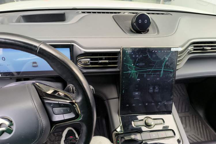 Used Nio ES8 2020 415 km Signature Edition 6-Seater Version Audio And AC Panel