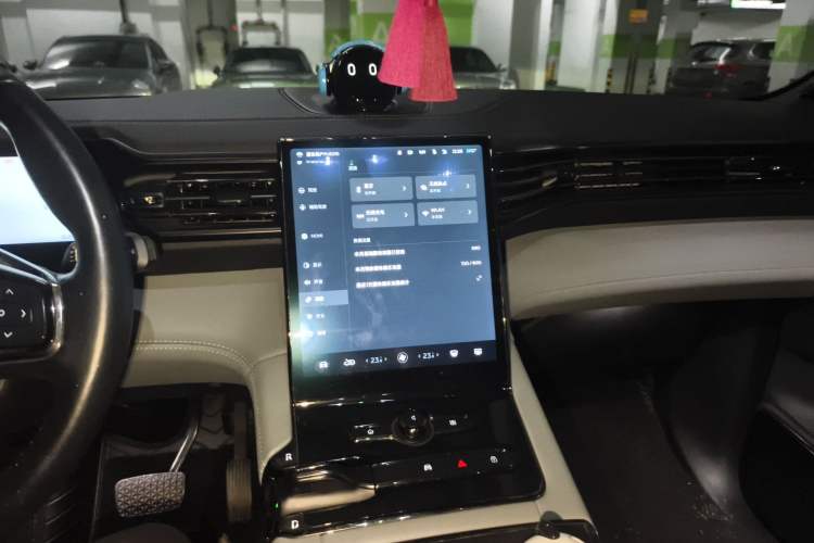 Used Nio ES8 2020 415 km Range 6-Seater Version Audio And AC Panel