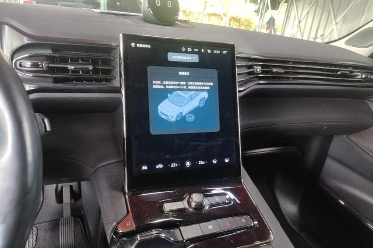 Used Nio ES8 2020 580 km Range Six-Seater Version Audio And AC Panel