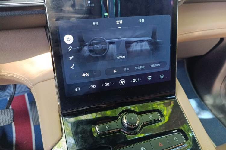 Used Nio ES8 2020 415 km Range 6-Seater Version Audio And AC Panel