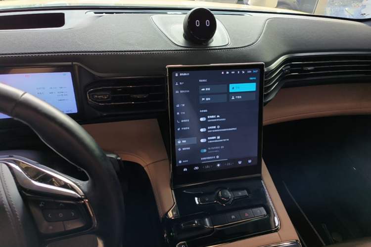 Used Nio ES8 2020 415 km Range 6-Seater Version Audio And AC Panel