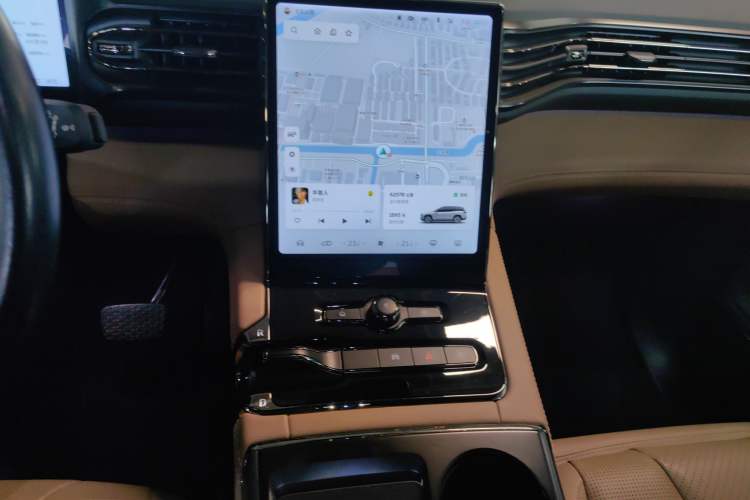 Used Nio ES8 2020 415 km Range 7-Seater Version Audio And AC Panel
