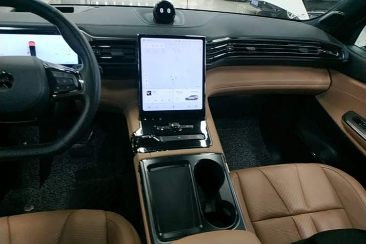 Used Nio ES8 2020 415 km Range 7-Seater Version Audio And AC Panel