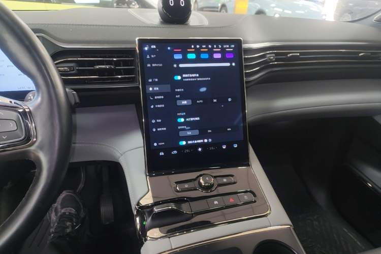Used Nio ES8 2020 415 km Range 6-Seater Version Audio And AC Panel