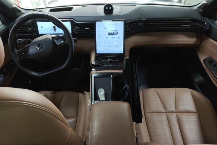 Used Nio ES8 2020 415 km Range 7-Seater Version Center Console