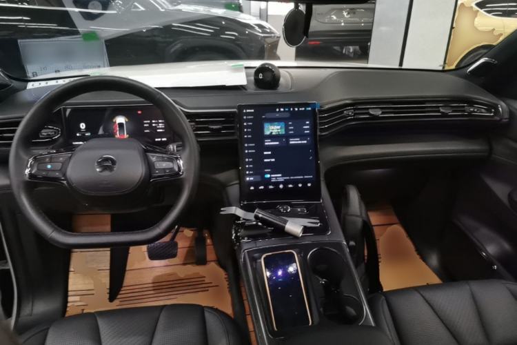 Used Nio ES8 2020 580 km Range Signature Edition Six-Seater Version Center Console