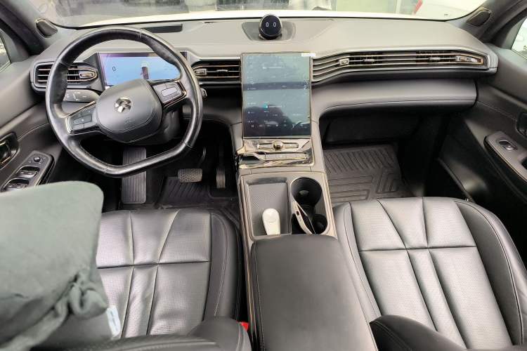 Used Nio ES8 2020 415 km Signature Edition 6-Seater Version Center Console