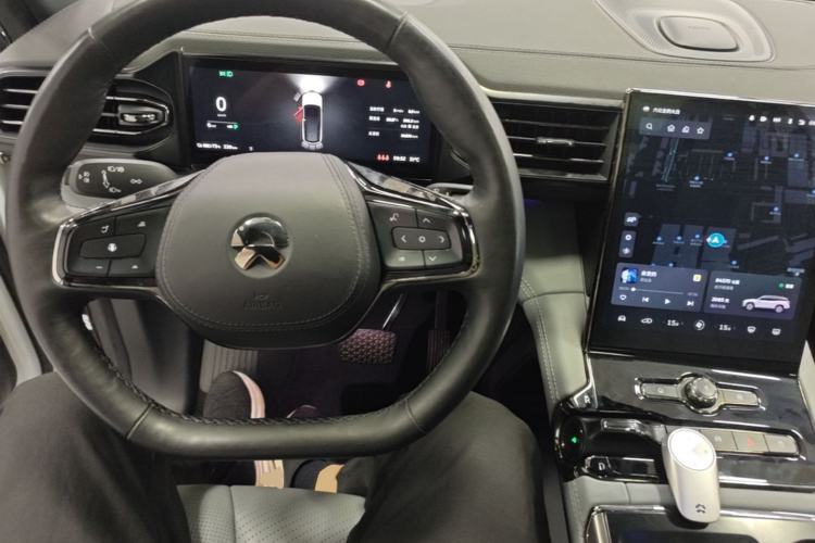 Used Nio ES8 2020 415 km Range 7-Seater Version Center Console