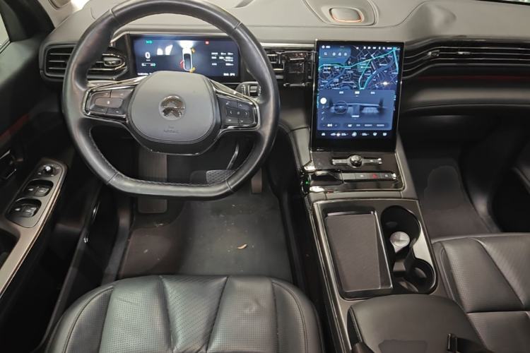 Used Nio ES8 2020 415 km Signature Edition 6-Seater Version Center Console