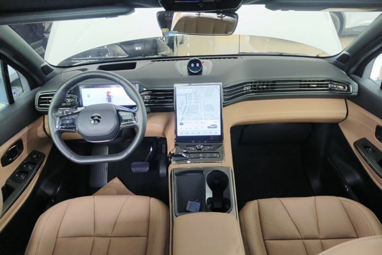 Used Nio ES8 2020 580 km Range Six-Seater Version Center Console