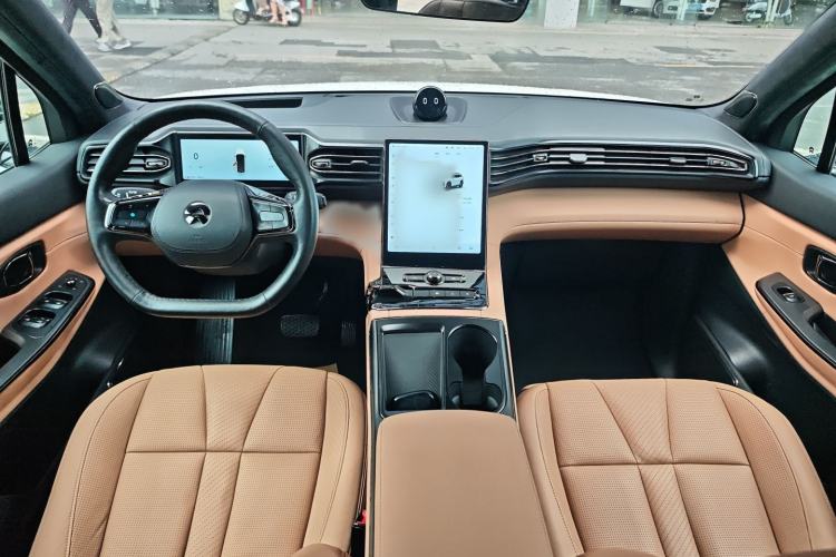 Used Nio ES8 2020 580 km Range Signature Edition Six-Seater Version Center Console